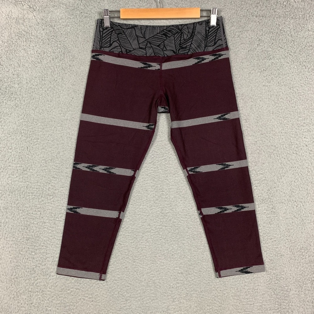 Vuori Capri Leggings Women's Large Crop‎ Brown/Gray Aztec Stripe USA Athletic